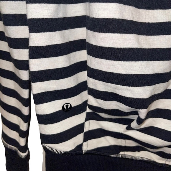 Lululemon Rolling With My Omies Hoodie Hoodies Size 2 - Picture 7 of 12